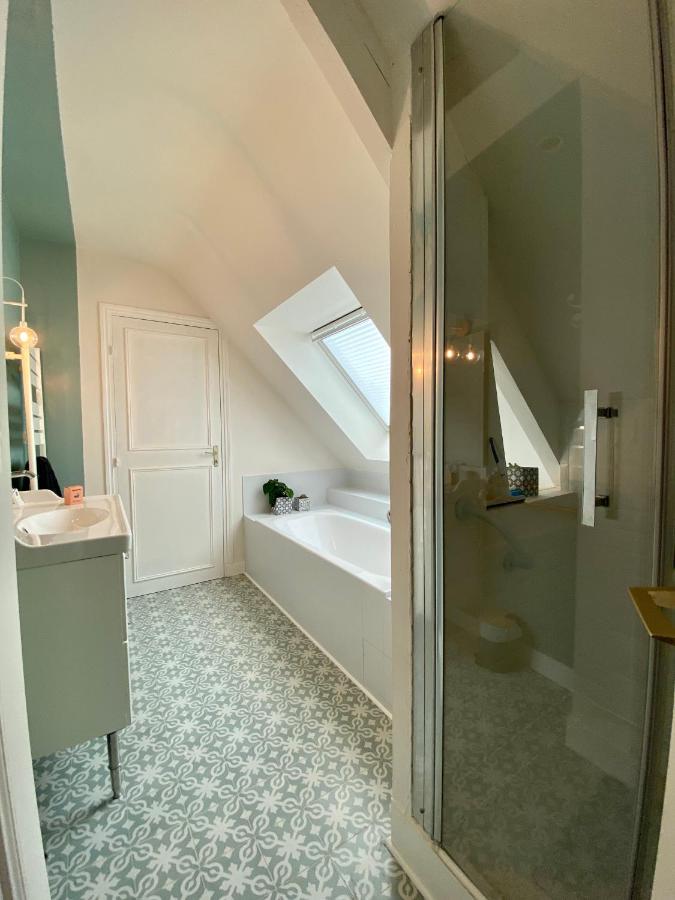 L'Hirondelle - Maison Au Coeur Des Chateaux Mosnes Luaran gambar